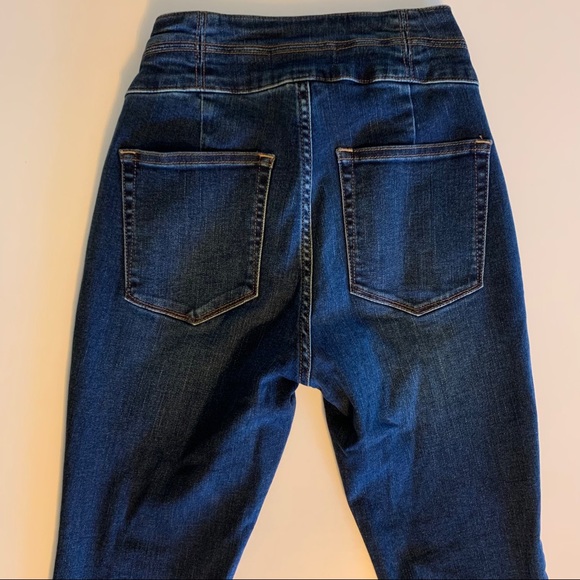 LACE UP JEANS - Picture 4 of 5